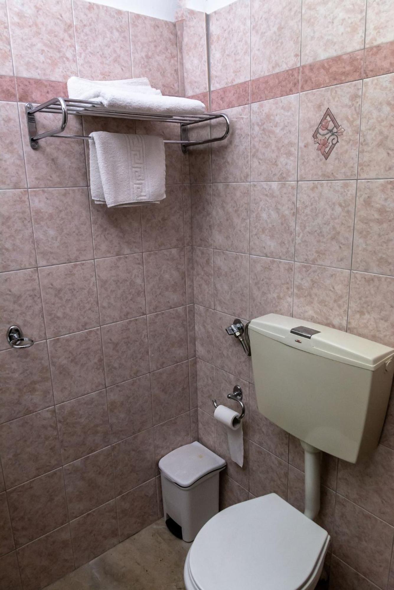 Telis Hotel Aígio Pokoj fotografie